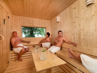 Sauna z widokiem na jezioro
